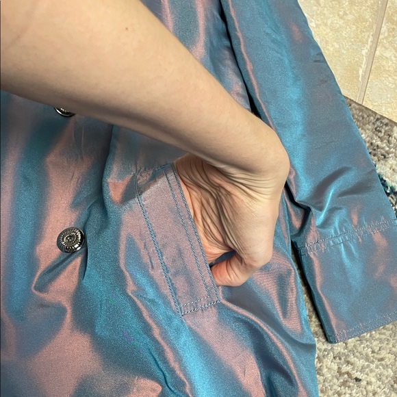 ST. JOHN trench coat Women's Iridescent Jacket - Pink and Blue belted lined - Picture 7 of 17